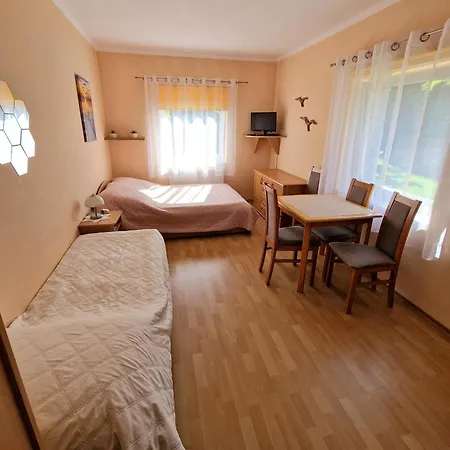 Roksana 3*