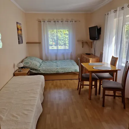 Roksana Guest house Rewal